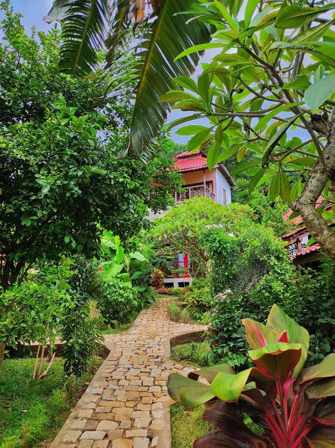Hotel Benjamin Ambatoloaka  Bagian luar foto