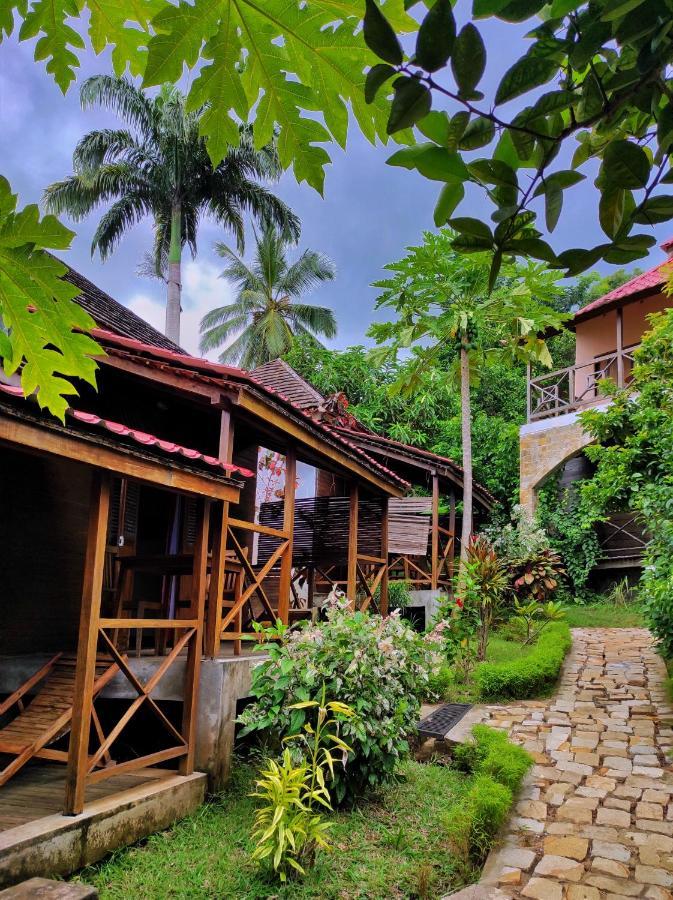 Hotel Benjamin Ambatoloaka  Bagian luar foto