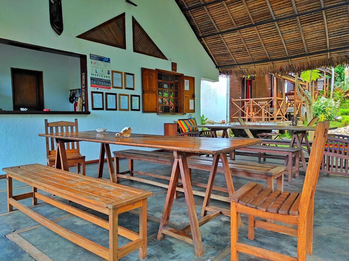 Hotel Benjamin Ambatoloaka  Bagian luar foto